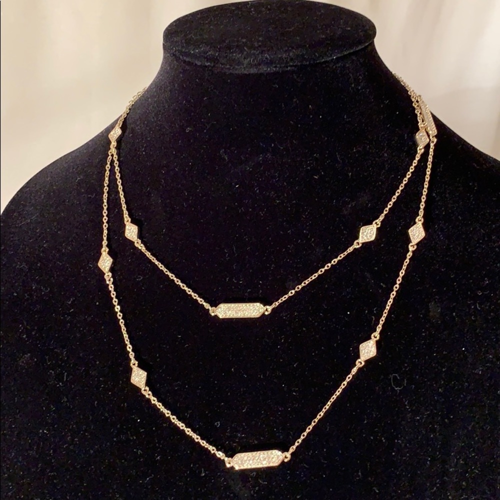 Gorgeous Ivanka Trump Necklace Gold tone chain